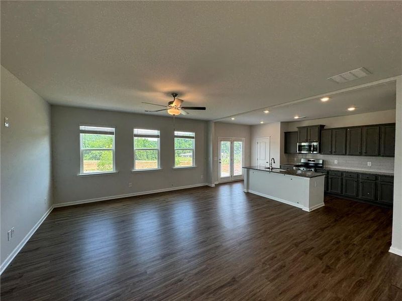 Spacious, unfurnished interior of a new home in , Dawsonville (Image 16).