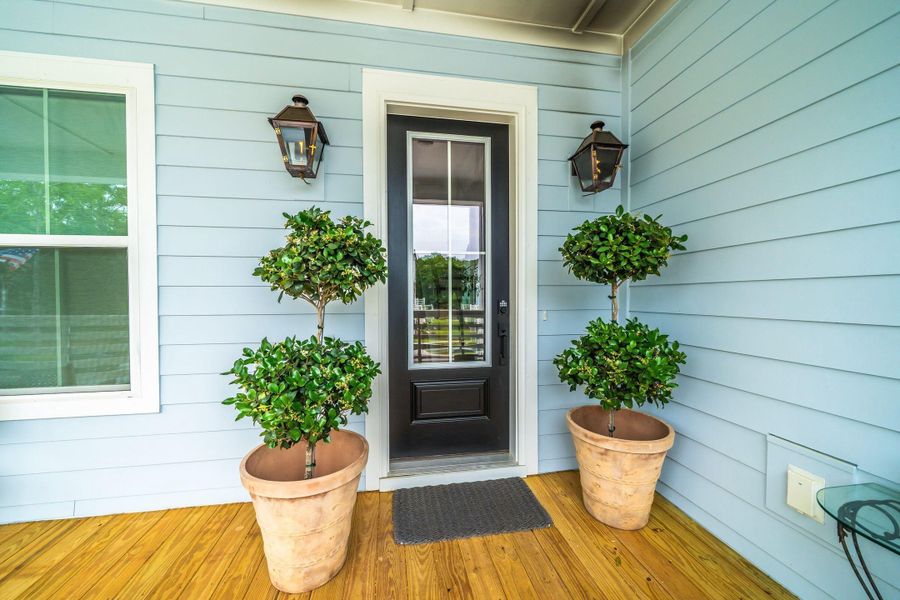 Exterior details and patio area of a home in , Mount Pleasant (Image 3).