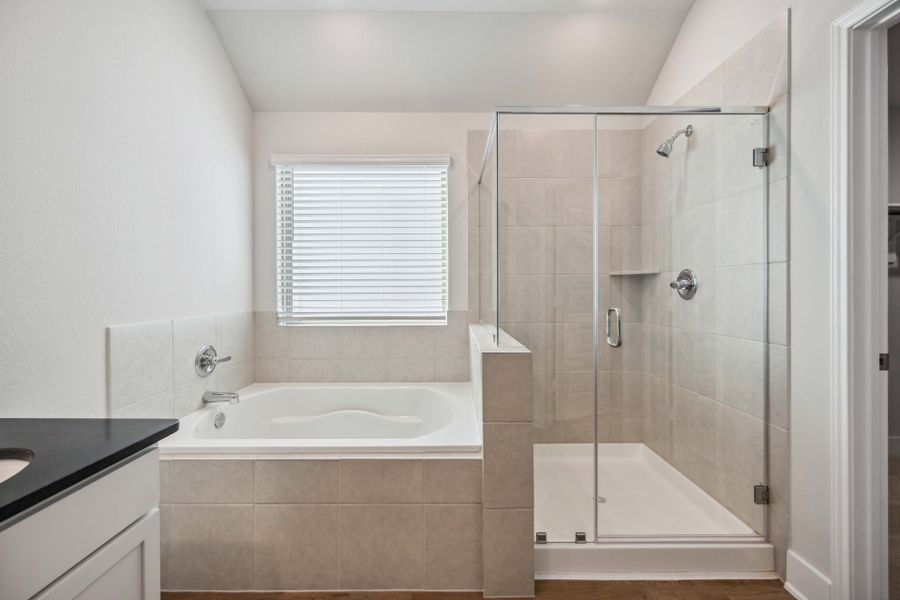 4004 Baja Ln - Bradley - Primary Bathroom