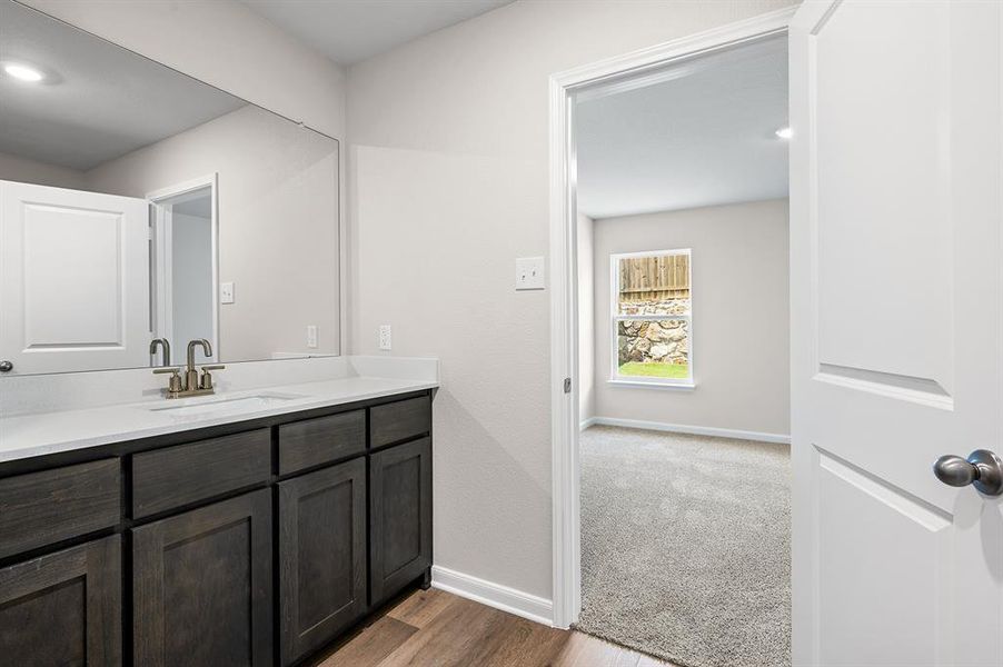 Furnished interior view inside a new home in College Park, Dallas (Image 8).