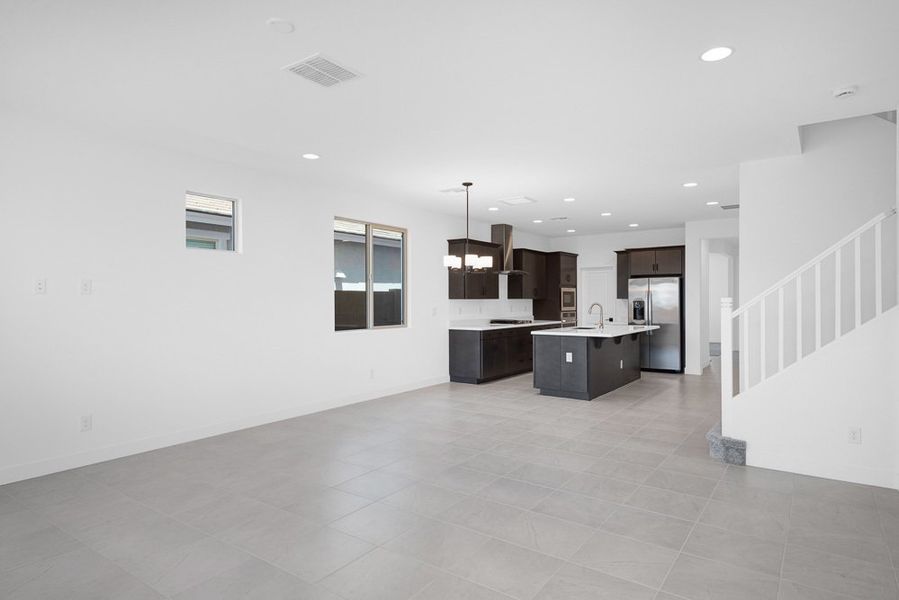 Representative unfurnished interior of a home built from the Winsor by Taylor Morrison in Stonehaven Discovery Collection, Glendale (Image 19).