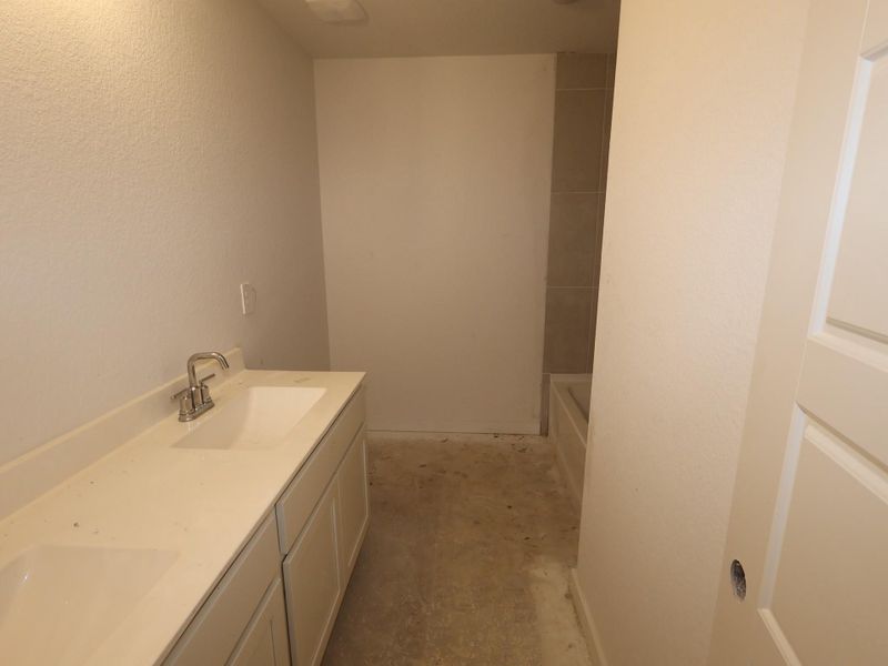 Furnished interior view inside a new home in Moran Ranch, Willis (Image 5). Furnished interior view inside a new home in Moran Ranch, Willis (Image 5).