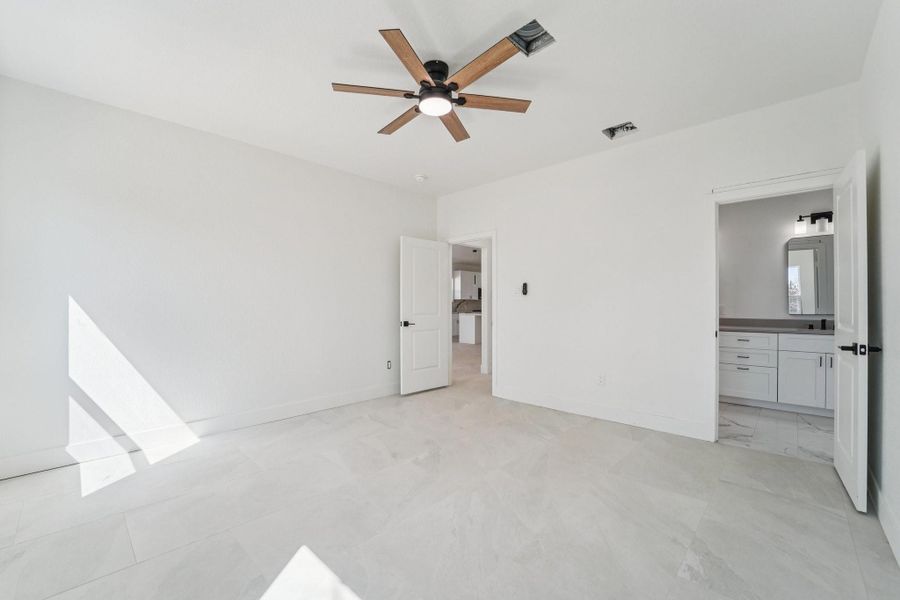 Spacious, unfurnished interior of a new home in , La Porte (Image 27). Spacious, unfurnished interior of a new home in , La Porte (Image 27).