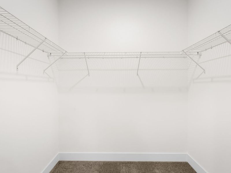 Spacious, unfurnished interior of a new home in Woods Crossing, Gallatin (Image 36).