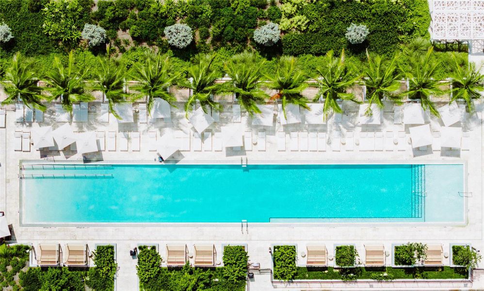 Community amenities in 72 Park, Miami Beach (Image 37).