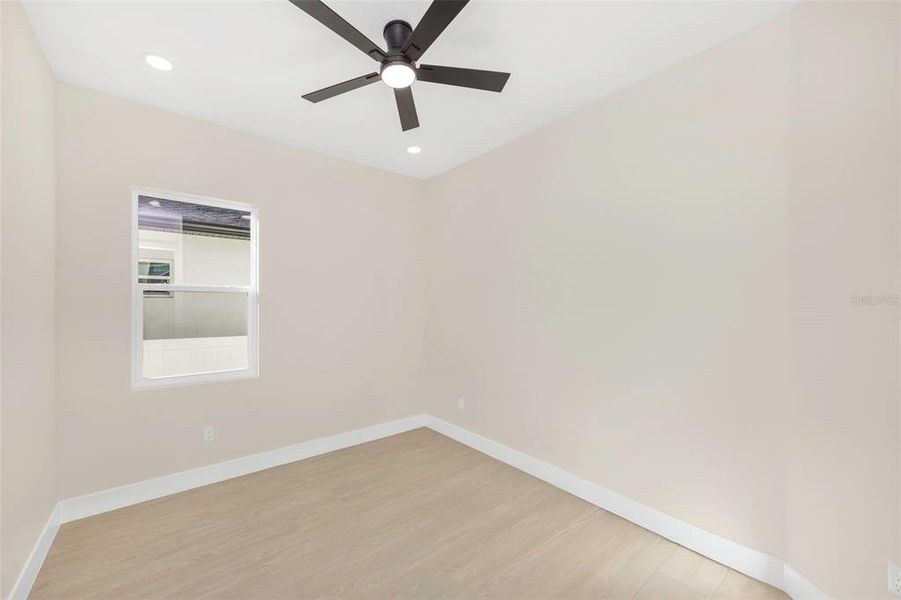 Spacious, unfurnished interior of a new home in , St. Petersburg (Image 14).