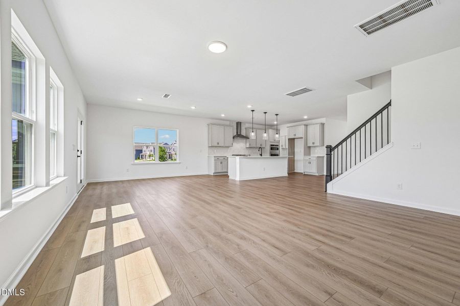 11-web-or-mls-Contempo Ct-S2905-011 11-web-or-mls-Contempo Ct-S2905-011