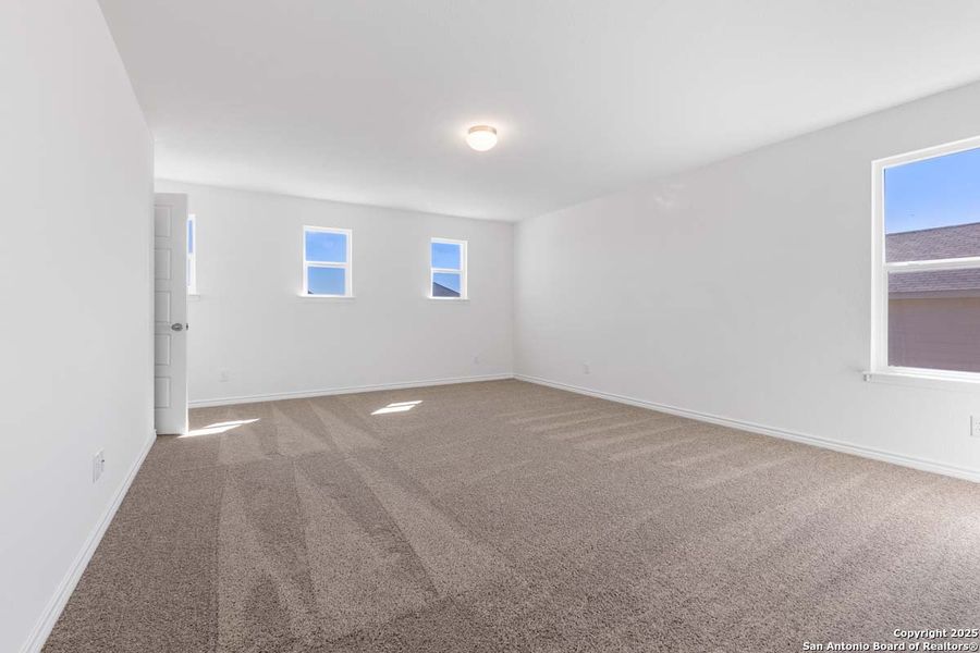 Spacious, unfurnished interior of a new home in , San Antonio (Image 10). Spacious, unfurnished interior of a new home in , San Antonio (Image 10).