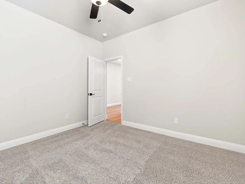 Spacious, unfurnished interior of a new home in Heartland, Heartland (Image 30).