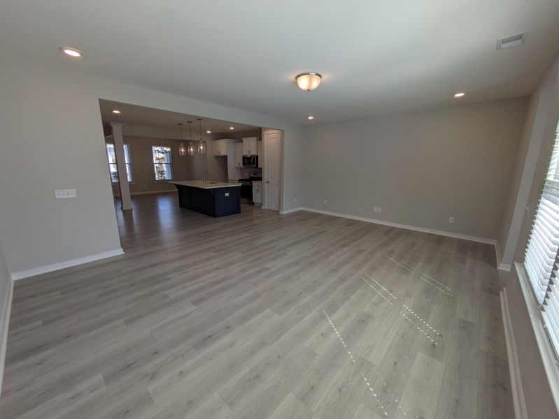 Spacious, unfurnished interior of a new home in , Ravenel (Image 16).