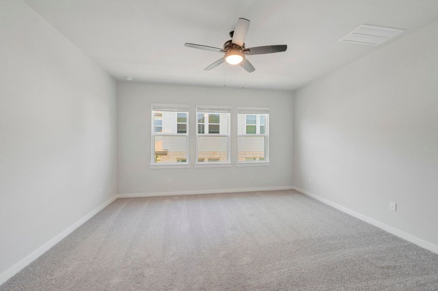 Spacious, unfurnished interior of a new home in Park Central, Georgetown (Image 27).