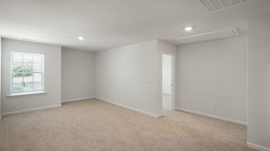 Spacious, unfurnished interior of a new home in Bryson Park, Lexington (Image 18).