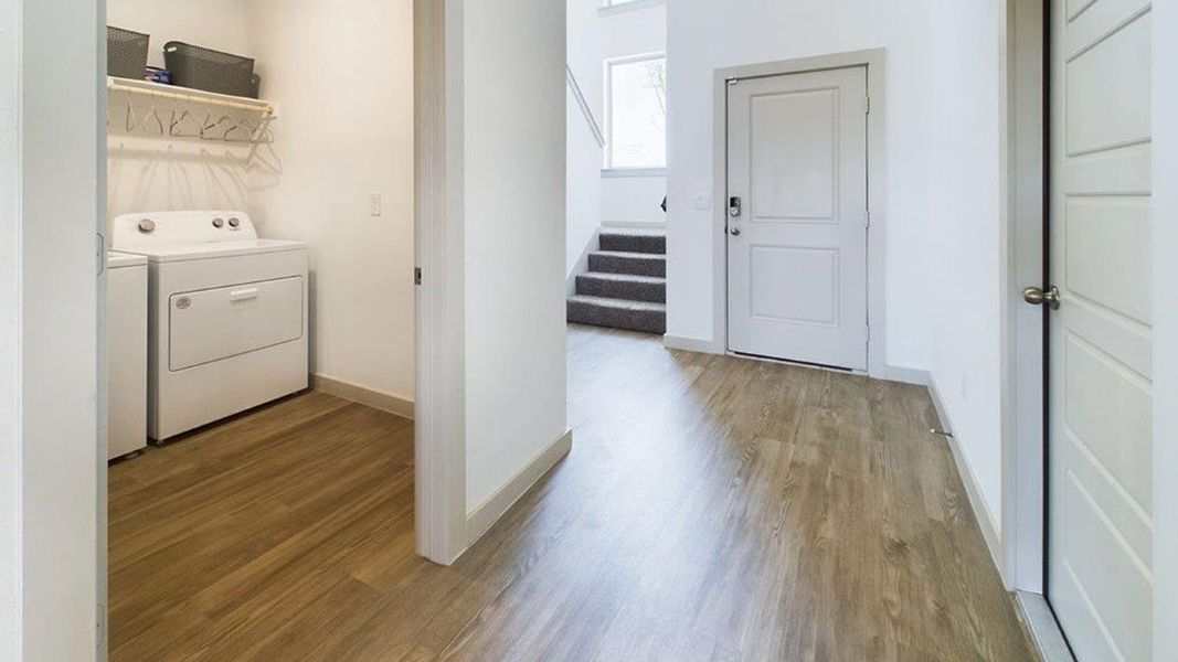 Representative unfurnished interior of a home built from the The Pierce by D.R. Horton in Overlook West, Wolfforth (Image 20).