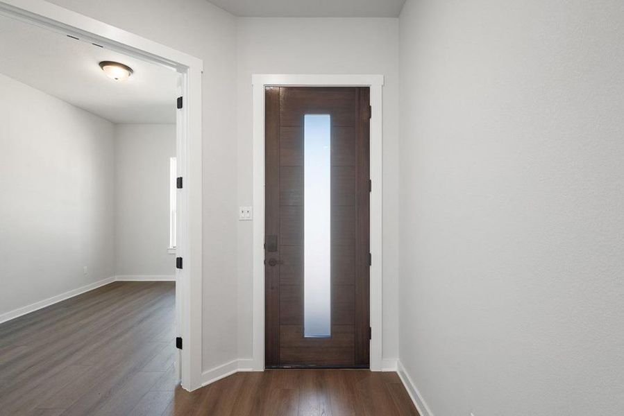Spacious, unfurnished interior of a new home in Park Central, Georgetown (Image 19).