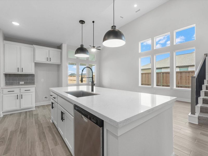 Furnished interior view inside a new home in Sienna, Missouri City (Image 9).