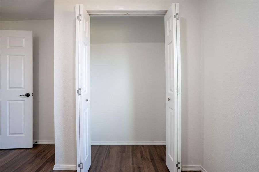 Spacious, unfurnished interior of a new home in , Comanche (Image 12).