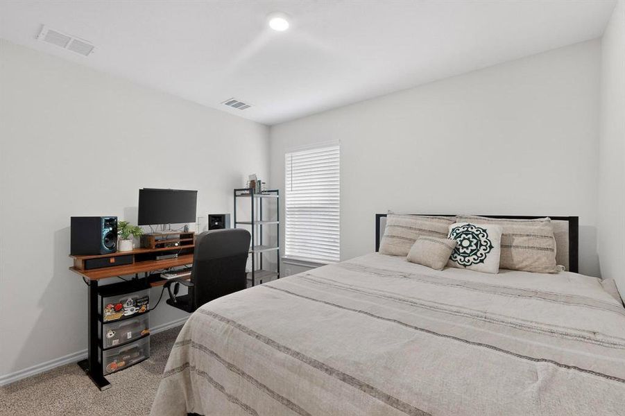 Furnished interior view inside a new home in , Lavon (Image 31). Furnished interior view inside a new home in , Lavon (Image 31).