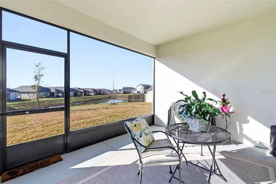 Exterior details and patio area of a home in , San Antonio (Image 25).