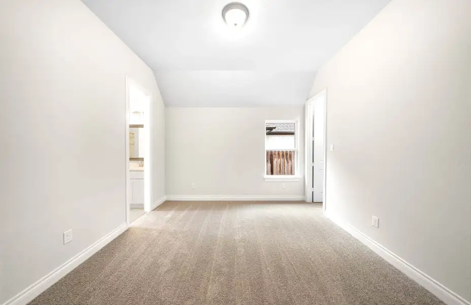 Representative unfurnished interior of a home built from the 3068 by Ravenna Homes in The Woodlands Hills 65′, Willis (Image 42).