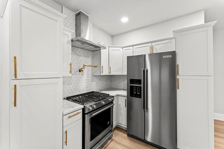 Furnished interior view inside a new home in , Atlanta (Image 6). Furnished interior view inside a new home in , Atlanta (Image 6).