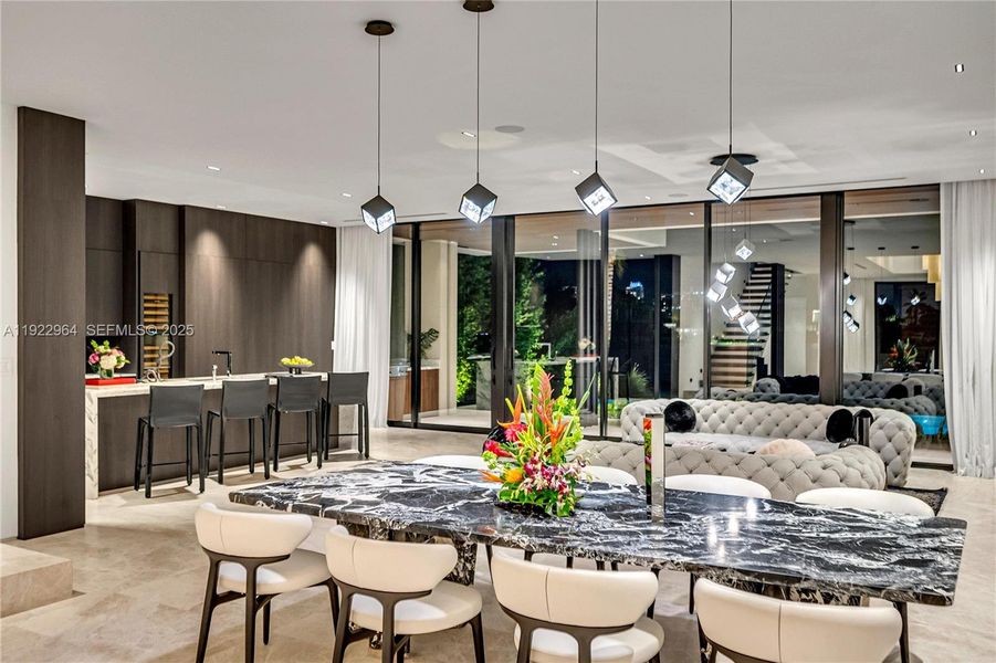 Community amenities in , Miami Beach (Image 28).