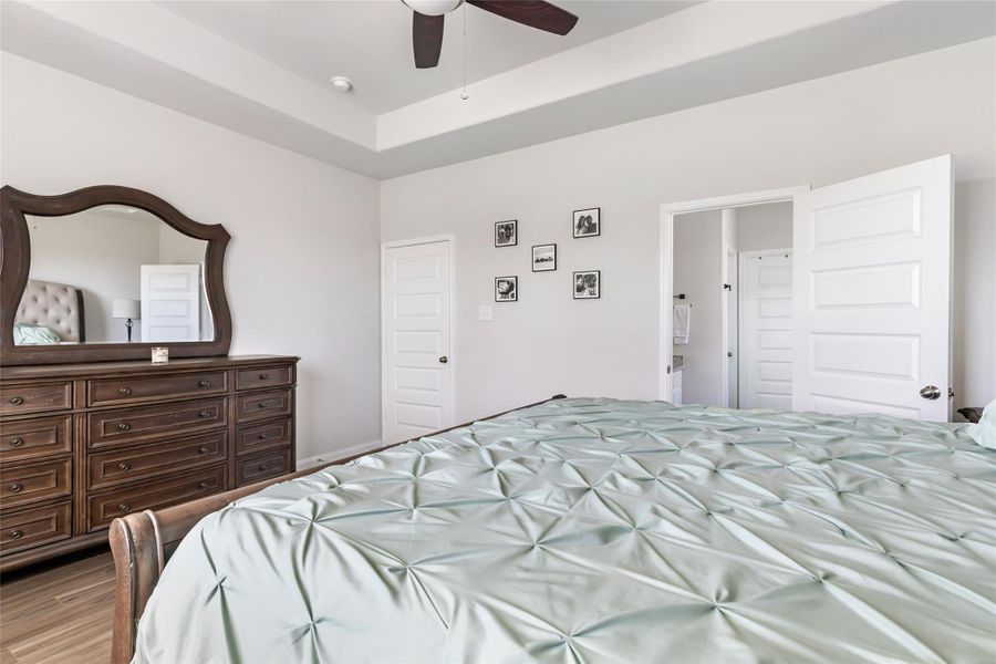 Furnished interior view inside a new home in Granger Pines, Conroe (Image 15).