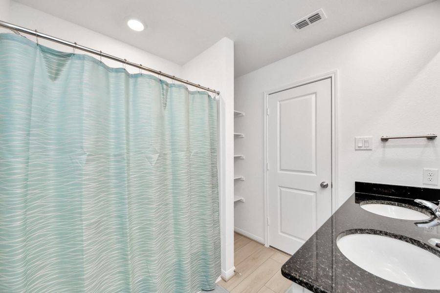Bathroom 2 Bathroom 2