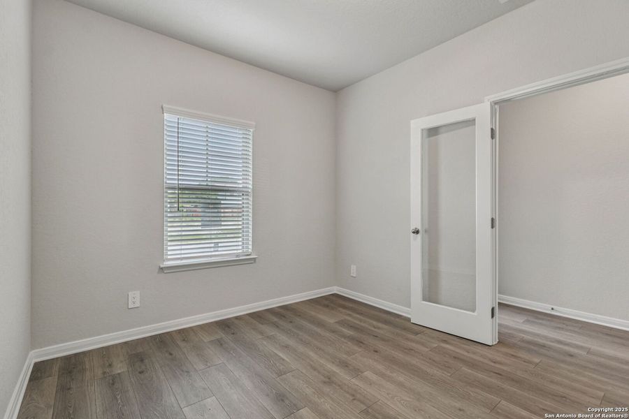 Spacious, unfurnished interior of a new home in Royal Crest, San Antonio (Image 38). Spacious, unfurnished interior of a new home in Royal Crest, San Antonio (Image 38).