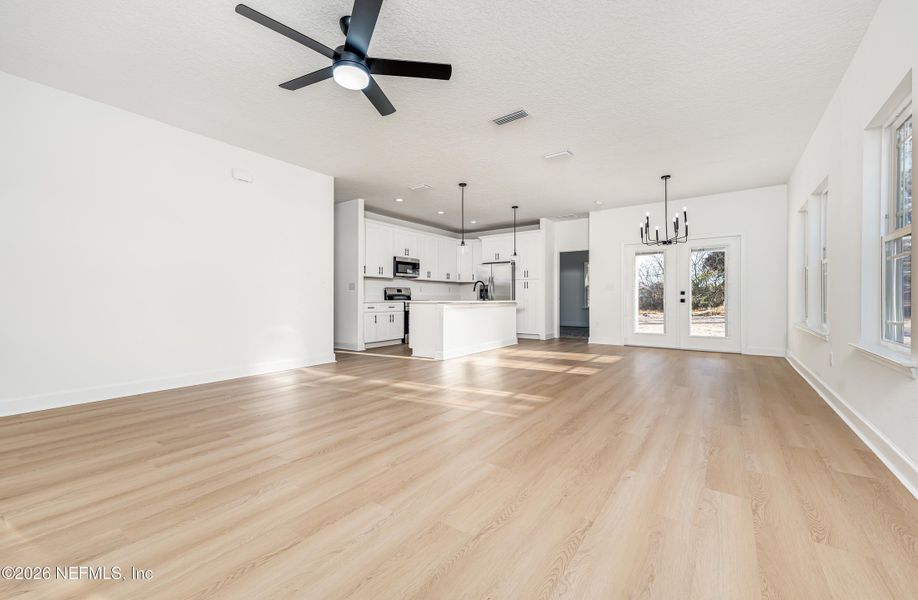 Spacious, unfurnished interior of a new home in , Keystone Heights (Image 9).