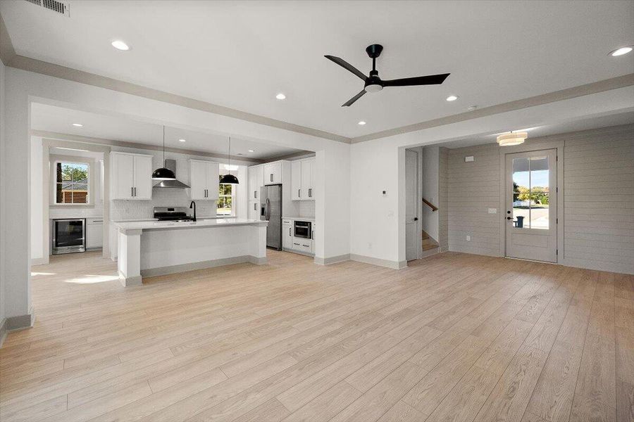 Spacious, unfurnished interior of a new home in , Hanahan (Image 14).