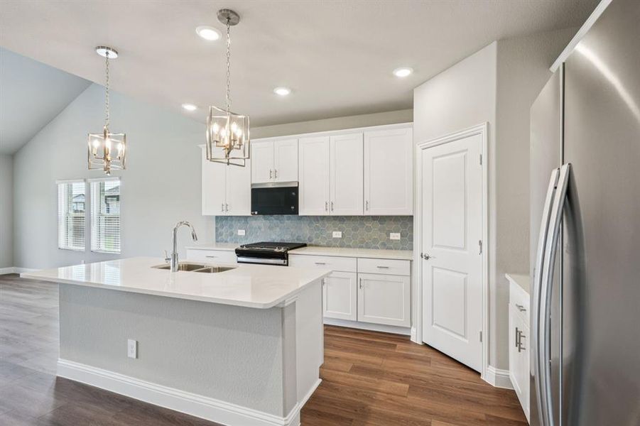 Photo is not of the actual home, but is an inspirational photo of builder’s model home and may depict options, furnishings, and/or decorator features that are not included. Photo is not of the actual home, but is an inspirational photo of builder’s model home and may depict options, furnishings, and/or decorator features that are not included.