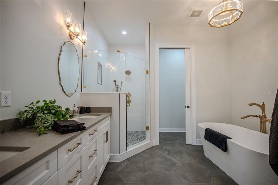 Furnished interior view inside a new home in , Ocala (Image 13).