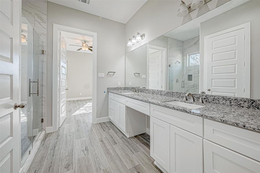 Furnished interior view inside a new home in , Needville (Image 11).
