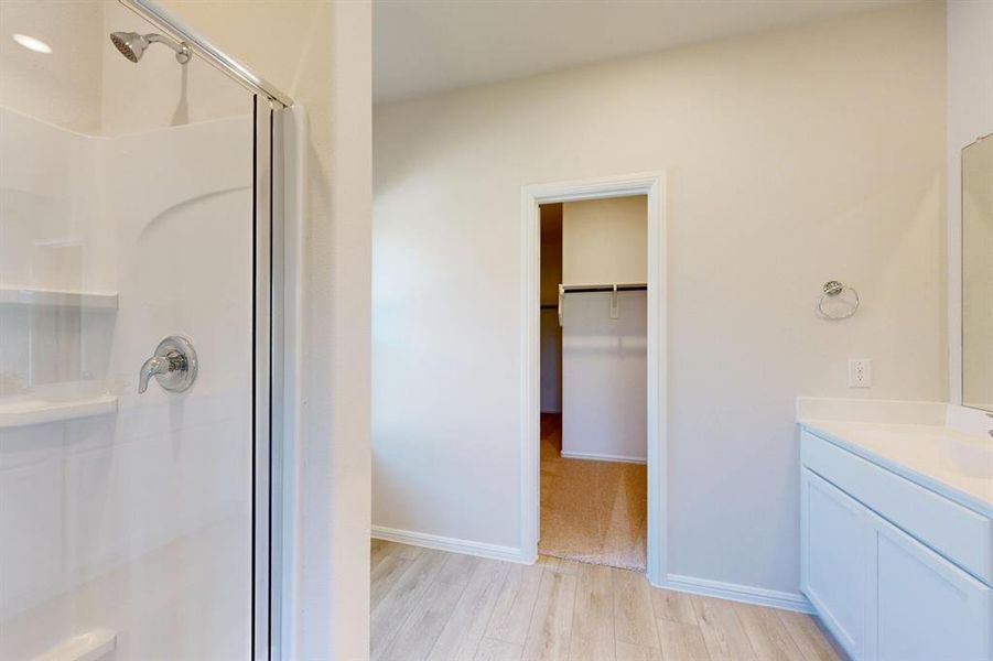 Spacious, unfurnished interior of a new home in Mobberly Farms, Pilot Point (Image 17).