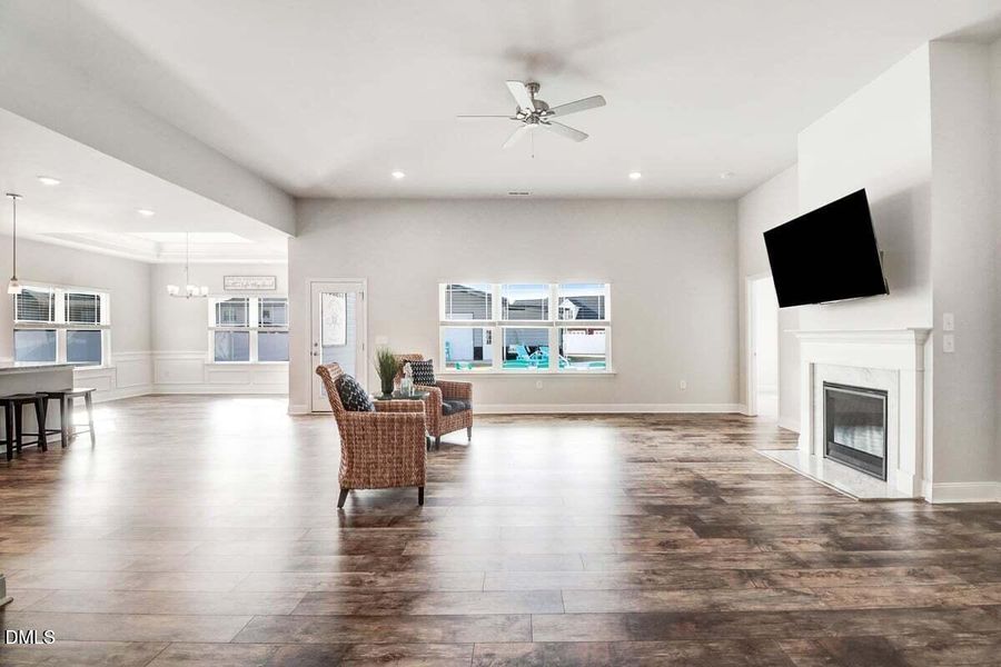 508 Madison Ann Dr-26