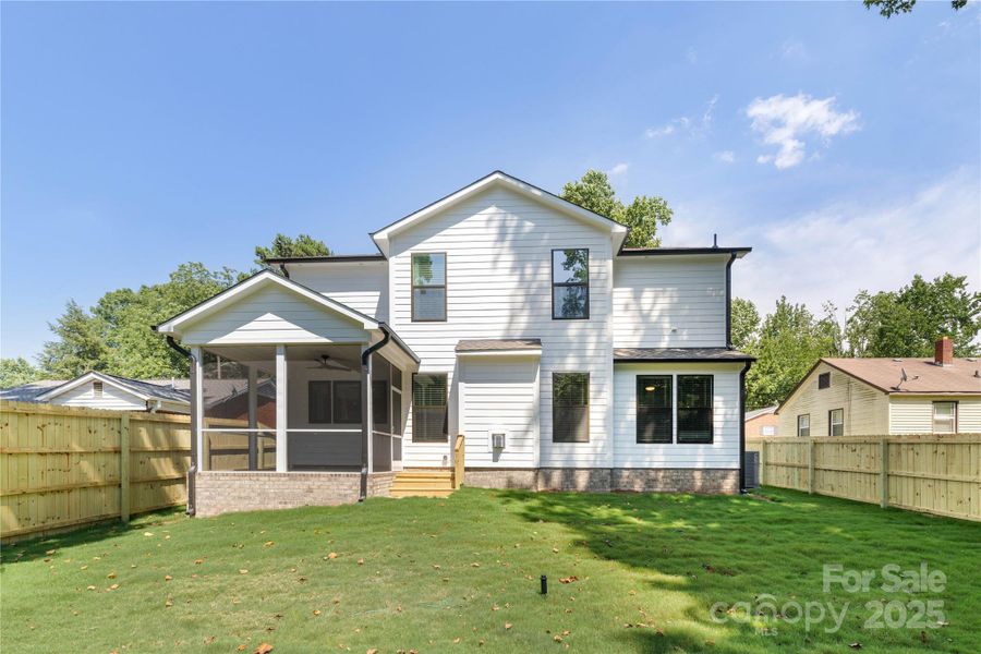 Exterior details and patio area of a home in , Charlotte (Image 4).