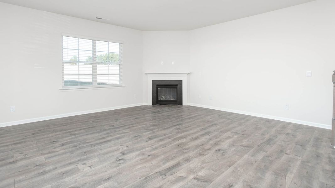 Spacious, unfurnished interior of a new home in Bryson Park, Lexington (Image 13).