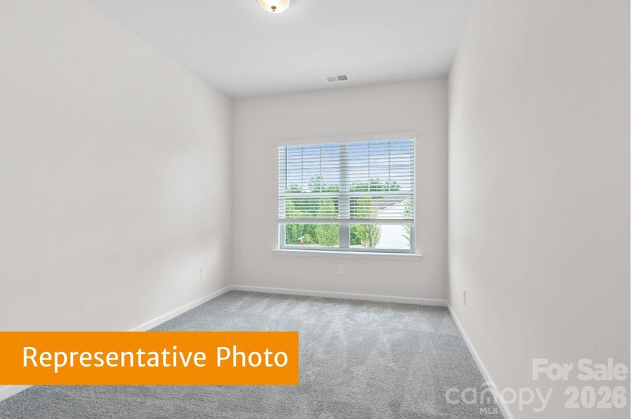 Spacious, unfurnished interior of a new home in Ember Glen, Charlotte (Image 3).