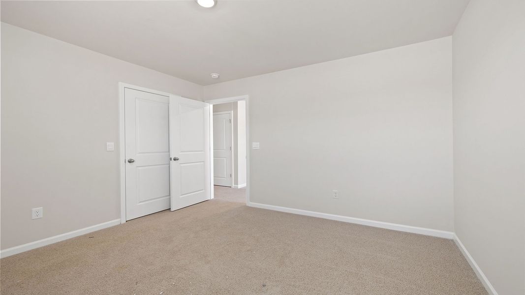 Spacious, unfurnished interior of a new home in Harrier Point, Woodruff (Image 29).