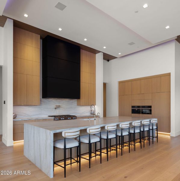 23-web-or-mls-Kitchen2