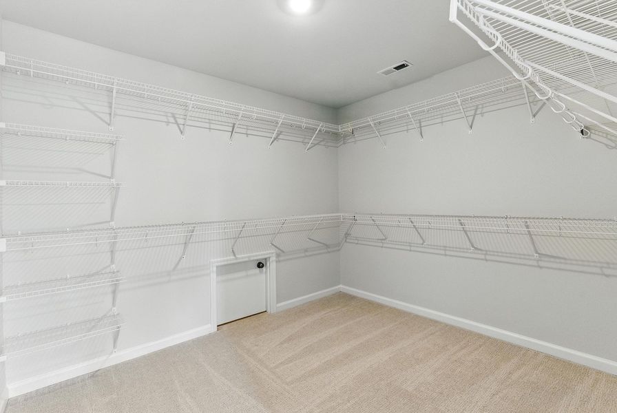 Image 26 of a home in Landmark Commons.