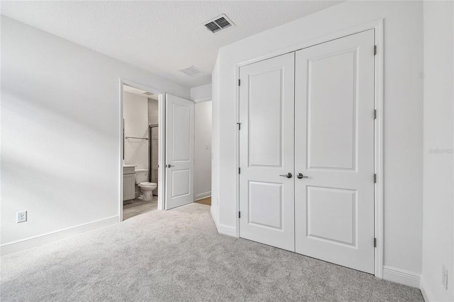 Spacious, unfurnished interior of a new home in Sweetwater at Lakewood Ranch, Lakewood Ranch (Image 19).