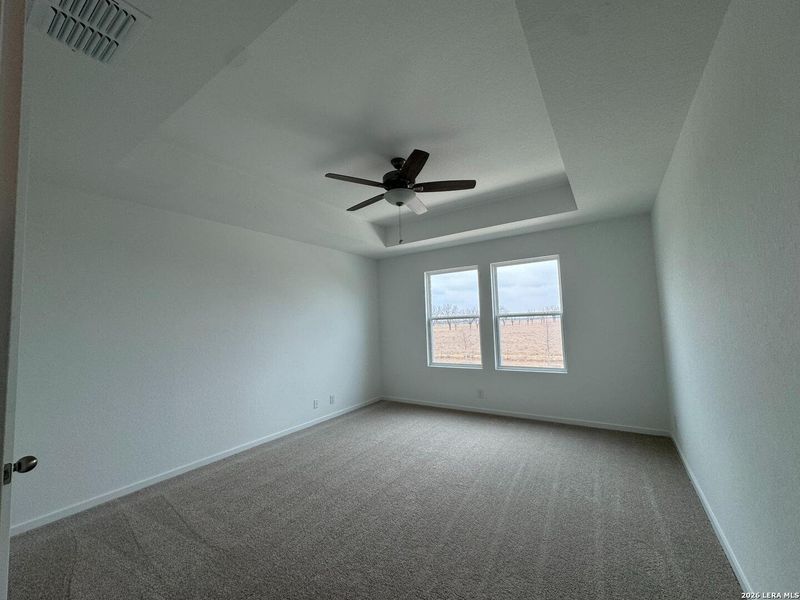 Spacious, unfurnished interior of a new home in Hennersby Hollow, San Antonio (Image 12). Spacious, unfurnished interior of a new home in Hennersby Hollow, San Antonio (Image 12).