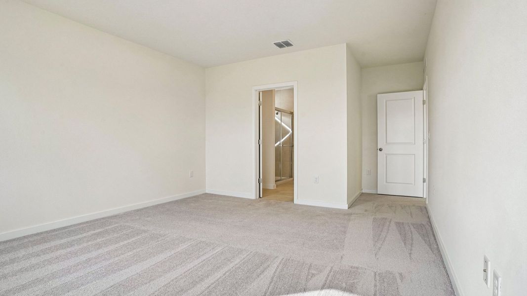 Furnished interior view inside a new home in Willowbrook North, Winter Haven (Image 20).