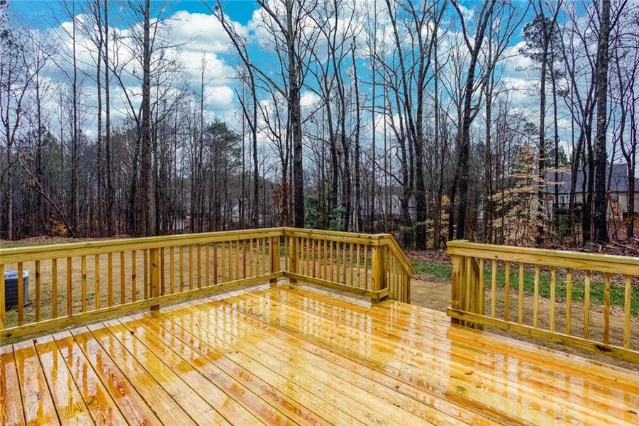 Exterior details and patio area of a home in , Dallas (Image 17).