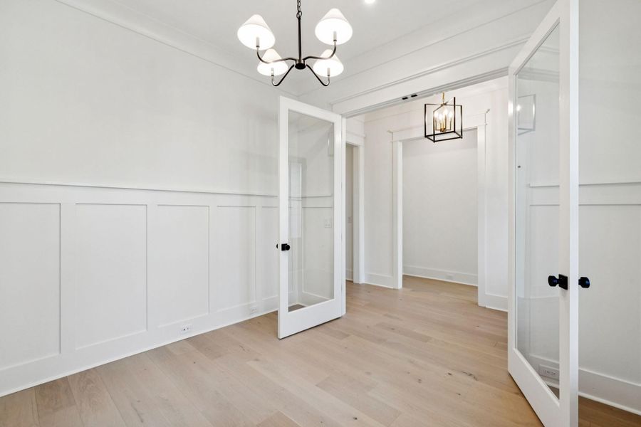 Spacious, unfurnished interior of a new home in , Mount Pleasant (Image 21).