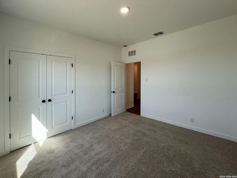 Spacious, unfurnished interior of a new home in Nopal Valley, San Antonio (Image 22). Spacious, unfurnished interior of a new home in Nopal Valley, San Antonio (Image 22).
