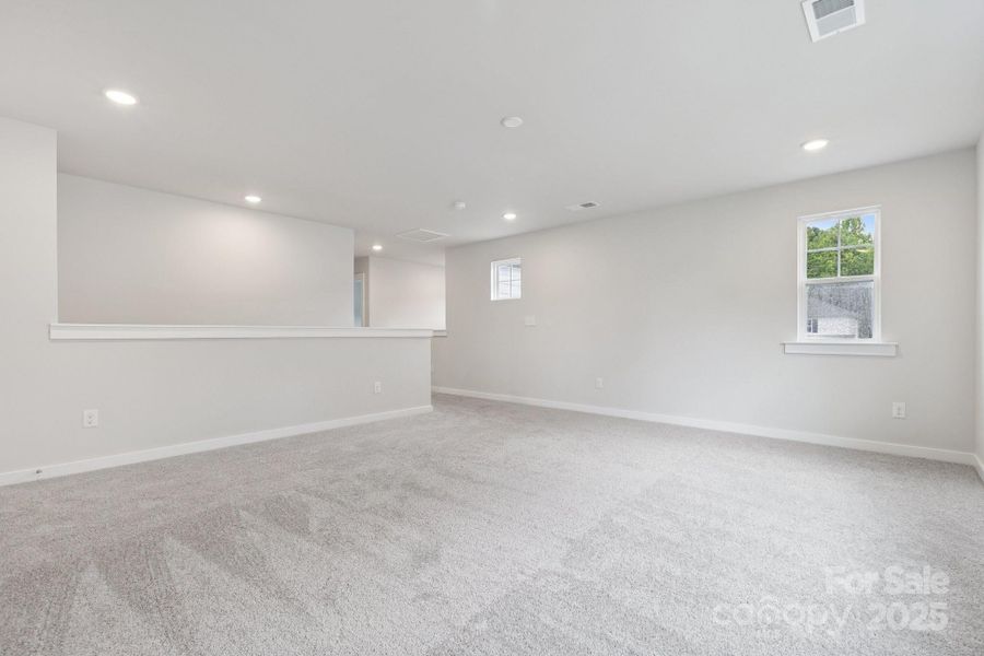 Spacious, unfurnished interior of a new home in Cannon Manor, Kannapolis (Image 20).