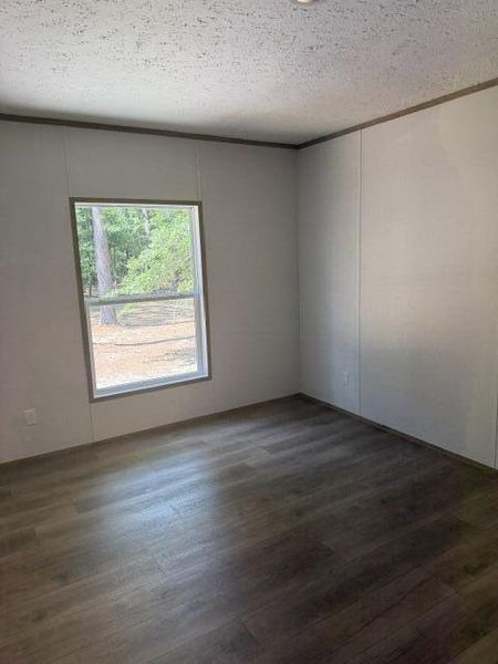 Spacious, unfurnished interior of a new home in , Summerton (Image 21).