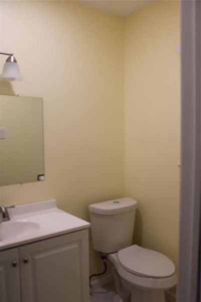 Furnished interior view inside a new home in , Brownwood (Image 9).